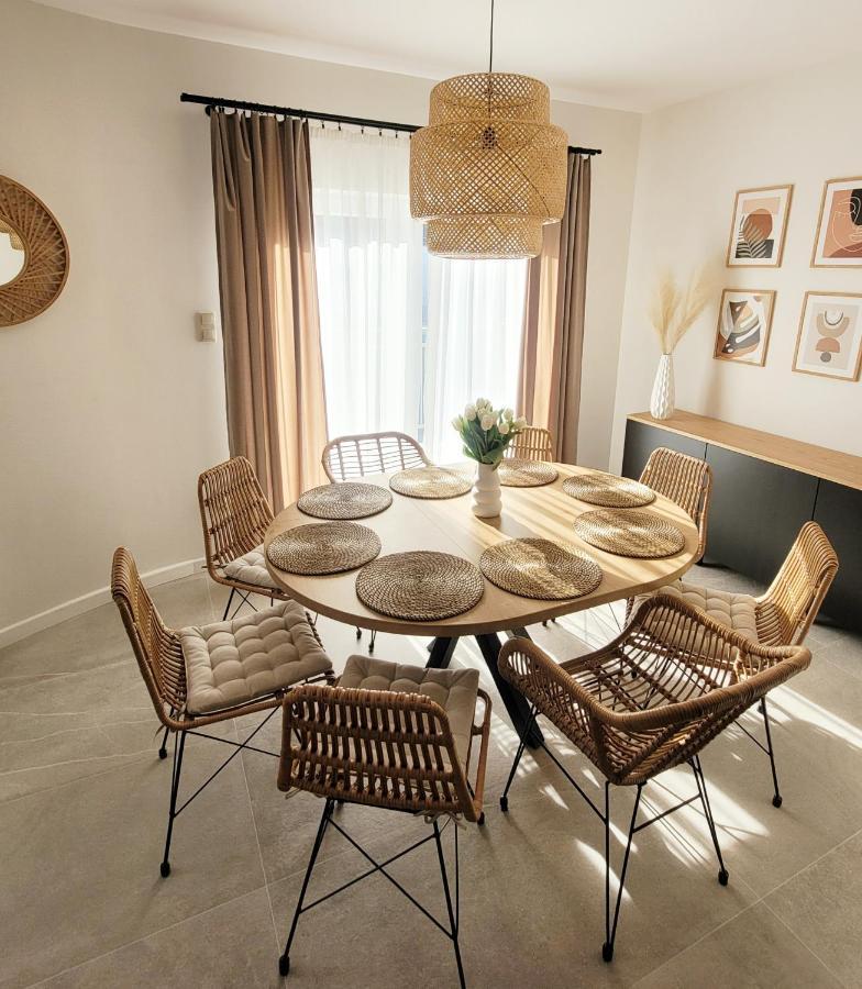 Pine Point Apartament With Terrace, Shared Pool, Tennis Court Pobierowo Eksteriør bilde