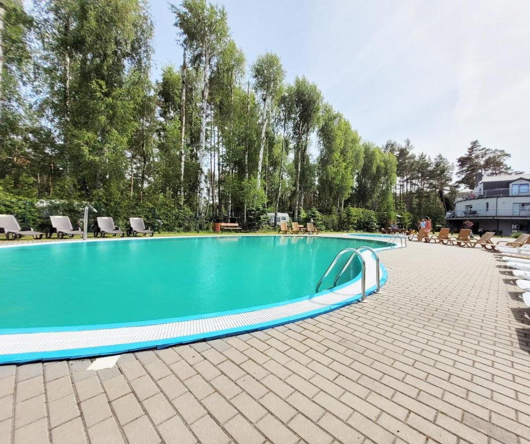 Pine Point Apartament With Terrace, Shared Pool, Tennis Court Pobierowo Eksteriør bilde